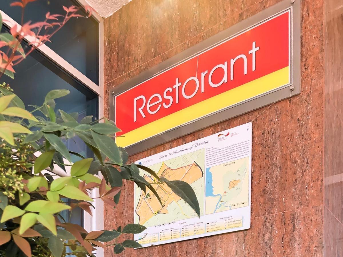 Hotel Arifi Shkodër Exteriör bild