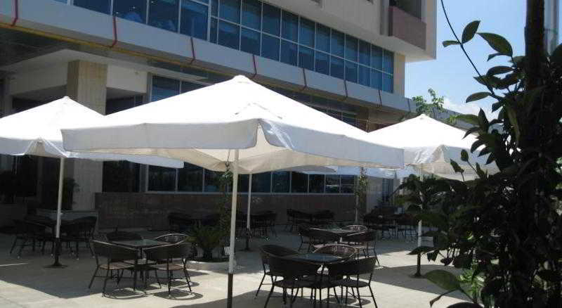 Hotel Arifi Shkodër Exteriör bild