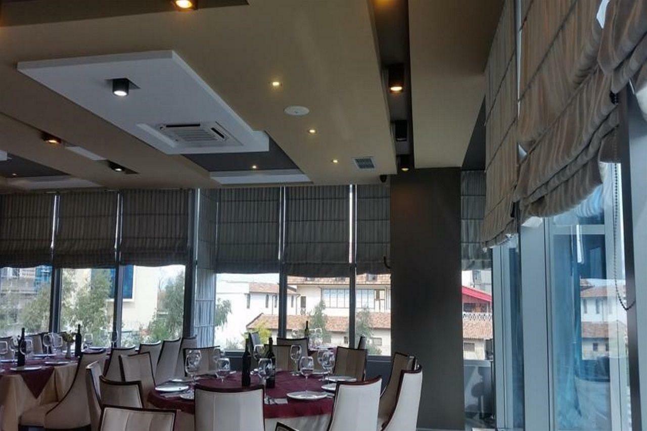 Hotel Arifi Shkodër Exteriör bild